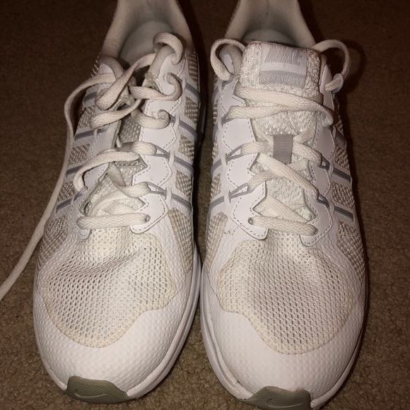 Nike Sneakers - Picture 4 of 5